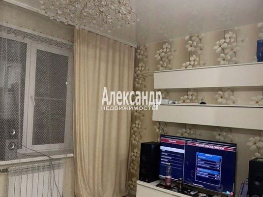 Продам однокомнатную (1-комн.) квартиру, Тихвинская (Сертолово-2 мкр.) ул, 12к4, Сертолово г