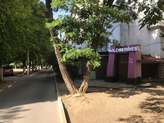 Продам трехкомнатную (3-комн.) квартиру, Ростовская ул, 6, Симферополь г