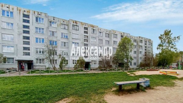 Продам двухкомнатную (2-комн.) квартиру, Новая ул, 2, Михалево п