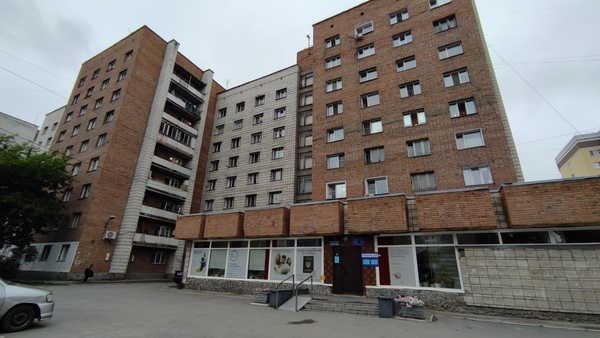 Продам комнату в 8-комн. квартире, Сибиряков-Гвардейцев ул, 64, Новосибирск г