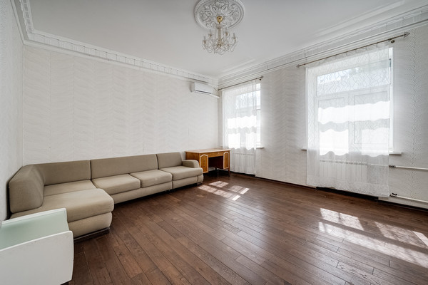 Продам трехкомнатную (3-комн.) квартиру, Кутузовский пр-кт, 35, Москва г