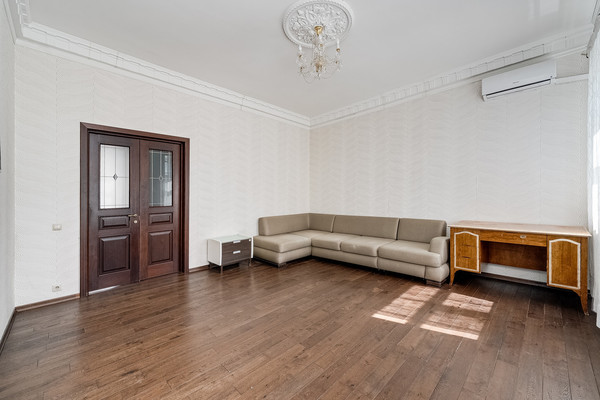 Продам трехкомнатную (3-комн.) квартиру, Кутузовский пр-кт, 35, Москва г