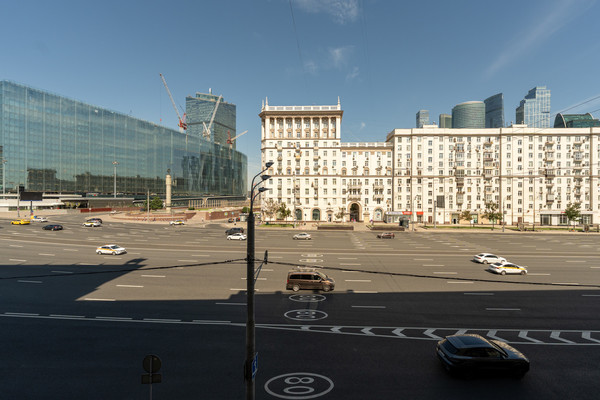 Продам трехкомнатную (3-комн.) квартиру, Кутузовский пр-кт, 35, Москва г