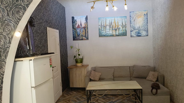 Продам двухкомнатную (2-комн.) квартиру, Клары Цеткин ул, 18, Симферополь г
