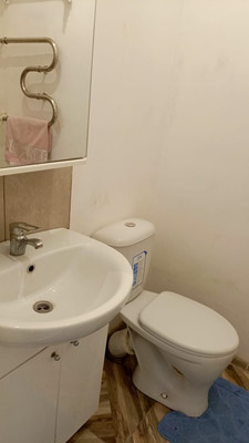 Продам двухкомнатную (2-комн.) квартиру, Клары Цеткин ул, 18, Симферополь г