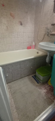 Продам двухкомнатную (2-комн.) квартиру, Генерала Лизюкова ул, 72, Воронеж г