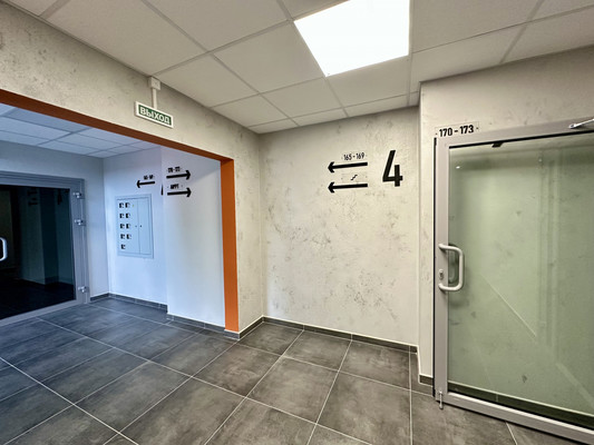 Продам трехкомнатную (3-комн.) квартиру, Оборонная (Древлянка р-н) ул, 9, Петрозаводск г