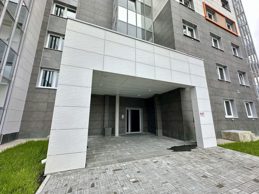 Продам трехкомнатную (3-комн.) квартиру, Оборонная (Древлянка р-н) ул, 9, Петрозаводск г