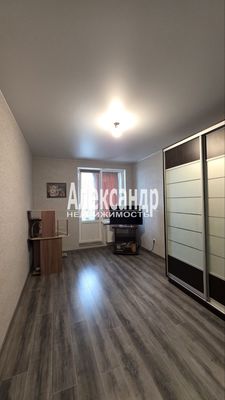 Продам однокомнатную (1-комн.) квартиру, Маршала Казакова ул, 72к1с1, Санкт-Петербург г