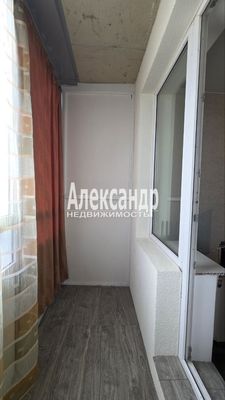 Продам однокомнатную (1-комн.) квартиру, Маршала Казакова ул, 72к1с1, Санкт-Петербург г