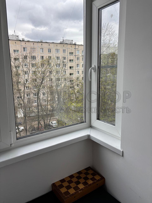 Продам однокомнатную (1-комн.) квартиру, Большая Очаковская ул, 17, Москва г
