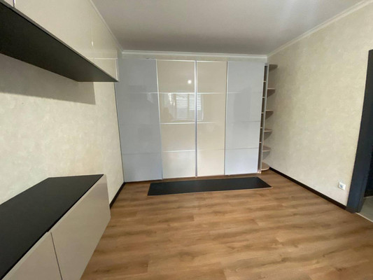 Продам двухкомнатную (2-комн.) квартиру, Кирова ул, 41, Люберцы г
