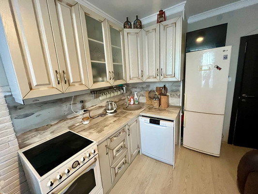 Продам двухкомнатную (2-комн.) квартиру, Лунная ул, 29, Жуково д