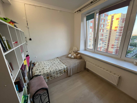Продам двухкомнатную (2-комн.) квартиру, Лунная ул, 29, Жуково д