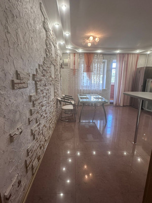 Продам трехкомнатную (3-комн.) квартиру, Октябрьское ш, 3Д, Волгодонск г