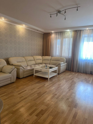 Продам трехкомнатную (3-комн.) квартиру, Октябрьское ш, 3Д, Волгодонск г