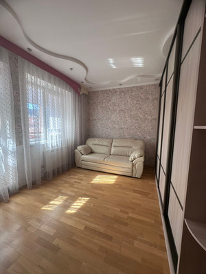 Продам трехкомнатную (3-комн.) квартиру, Октябрьское ш, 3Д, Волгодонск г