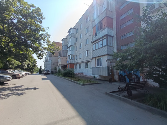 Продам однокомнатную (1-комн.) квартиру, Профсоюзная ул, 224, Вольный Аул кп