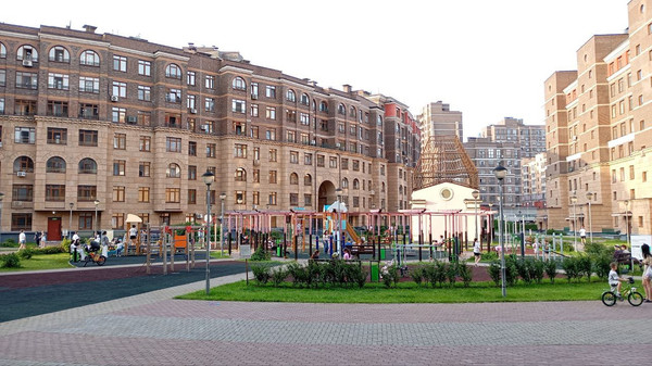 Продам трехкомнатную (3-комн.) квартиру, Германа Титова ул, 2к2, Химки г