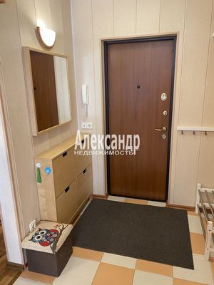 Продам однокомнатную (1-комн.) квартиру, Гагарина ул, 67, Выборг г
