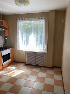 Продам однокомнатную (1-комн.) квартиру, Гагарина ул, 67, Выборг г