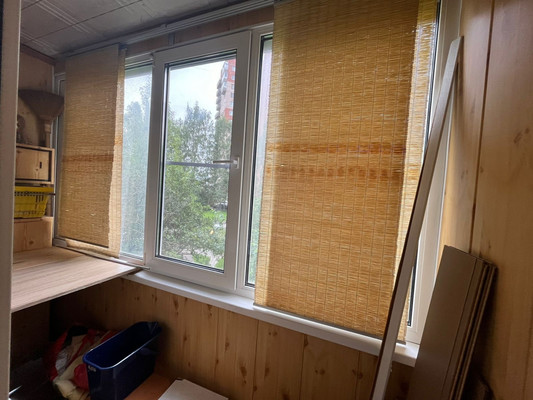 Продам трехкомнатную (3-комн.) квартиру, Маршала Казакова ул, 10Ек1, Санкт-Петербург г