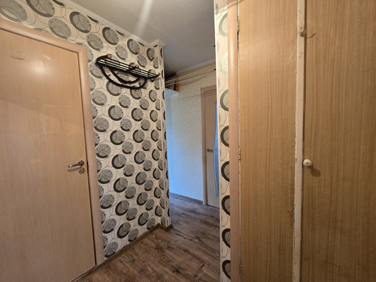 Продам многокомнатную квартиру, Червонного Казачества ул, 10, Санкт-Петербург г