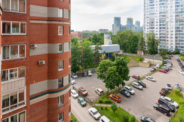 Продам многокомнатную квартиру, Рашетова ул, 14, Санкт-Петербург г