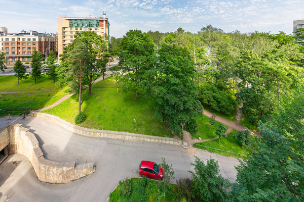 Продам многокомнатную квартиру, Рашетова ул, 14, Санкт-Петербург г