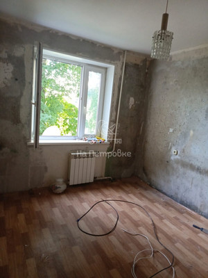 Продам двухкомнатную (2-комн.) квартиру, Школьная ул, 20, Рогово п