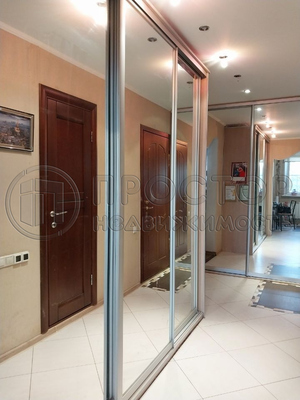 Продам трехкомнатную (3-комн.) квартиру, Перерва ул, 49к1, Москва г