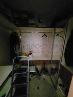 Продам 2-комн. в 3-комн. квартире, Адмирала Макарова ул, 6Бк2, Москва г