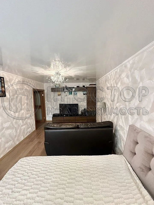 Продам двухкомнатную (2-комн.) квартиру, Перекопская ул, 21к1, Москва г