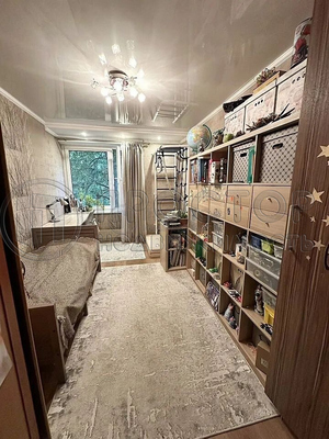 Продам двухкомнатную (2-комн.) квартиру, Перекопская ул, 21к1, Москва г