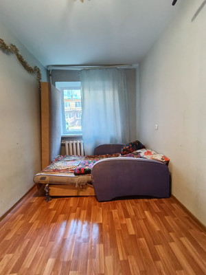 Продам двухкомнатную (2-комн.) квартиру, Ломоносова ул, 12, Нижний Тагил г