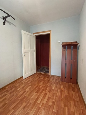 Продам двухкомнатную (2-комн.) квартиру, Ломоносова ул, 12, Нижний Тагил г