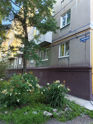 Продам двухкомнатную (2-комн.) квартиру, Ломоносова ул, 12, Нижний Тагил г