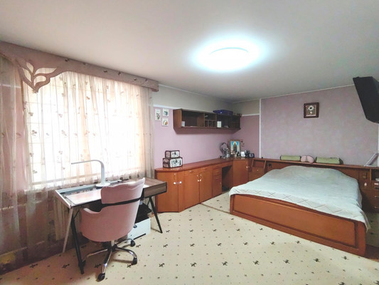 Продам трехкомнатную (3-комн.) квартиру, Молодежная ул, 7к3, Подольской машинно-испытательной станции п