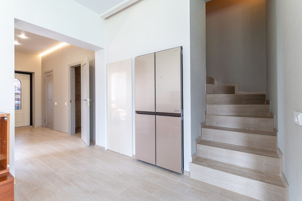 Продам таунхаус, 1-ый Солнечный проезд, 3, Вартемяги д, 0 км от города