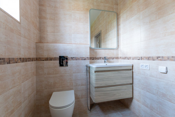 Продам таунхаус, 1-ый Солнечный проезд, 3, Вартемяги д, 0 км от города