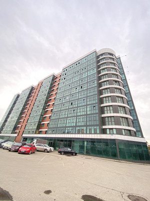 Продам трехкомнатную (3-комн.) квартиру, Овражная ул, 47А, Новоивановское рп