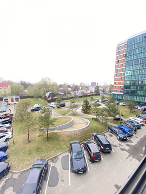 Продам трехкомнатную (3-комн.) квартиру, Овражная ул, 47А, Новоивановское рп