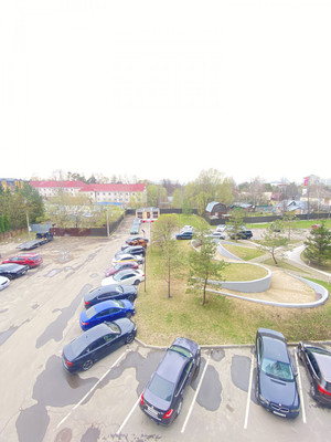 Продам трехкомнатную (3-комн.) квартиру, Овражная ул, 47А, Новоивановское рп