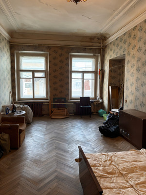 Продам комнату в 9-комн. квартире, Загородный пр-кт, 4, Санкт-Петербург г