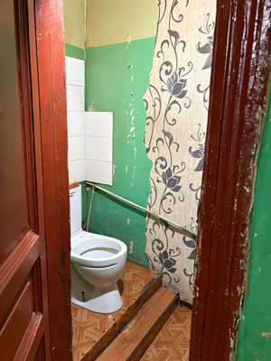 Продам комнату в 9-комн. квартире, Загородный пр-кт, 4, Санкт-Петербург г