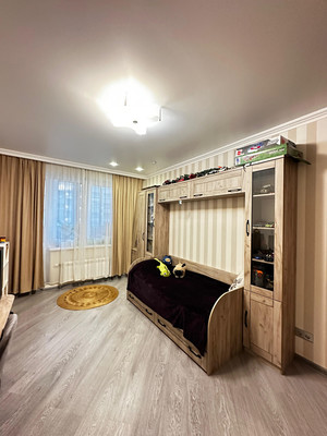 Продам трехкомнатную (3-комн.) квартиру, Сколковская ул, 3Б, Одинцово г