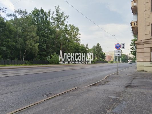 Продам трехкомнатную (3-комн.) квартиру, Мгинская ул, 7, Санкт-Петербург г