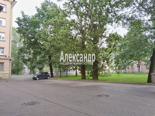 Продам трехкомнатную (3-комн.) квартиру, Мгинская ул, 7, Санкт-Петербург г