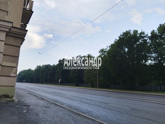 Продам трехкомнатную (3-комн.) квартиру, Мгинская ул, 7, Санкт-Петербург г