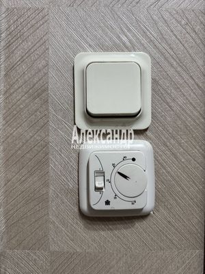 Продам трехкомнатную (3-комн.) квартиру, Вишерская ул, 22, Шушары п